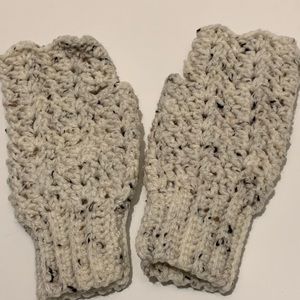 Fingerless gloves